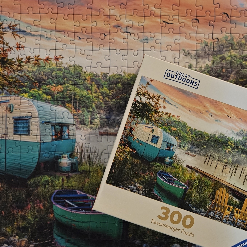Ravensburger Scenic Camper Puzzle - 300 Pieces - Orange and Blue